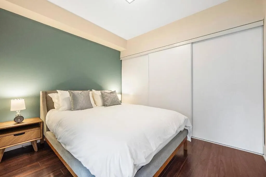 Apartment Deluxe Cn Tower View, Pool,Freeparking, By Rogers Mtcc Bluejays